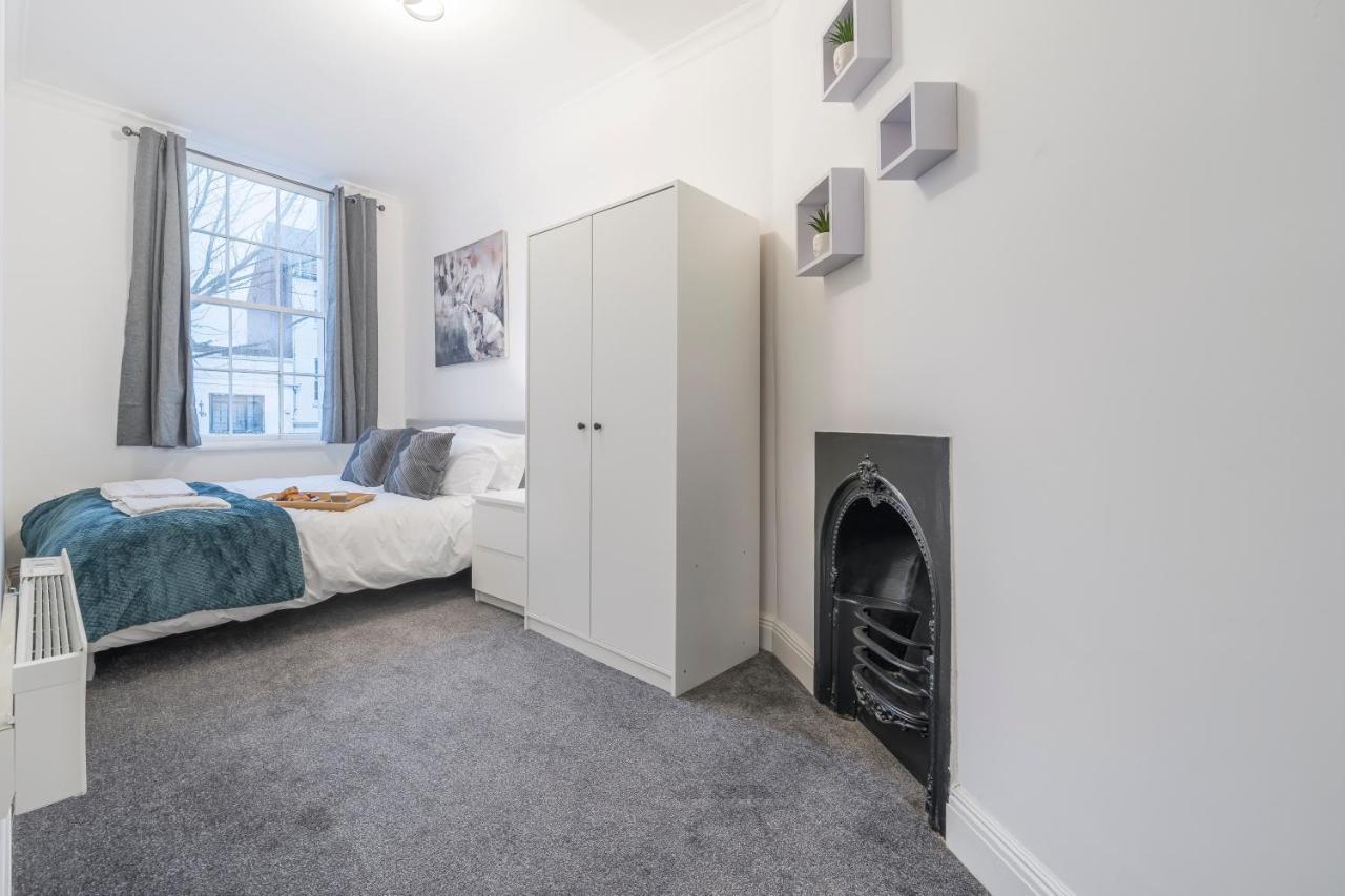 Modern, City Centre -2 Bedroom Apartments Reading Luaran gambar