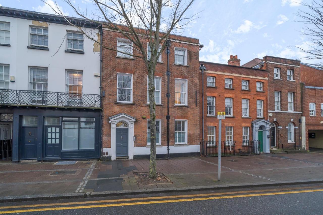 Modern, City Centre -2 Bedroom Apartments Reading Luaran gambar
