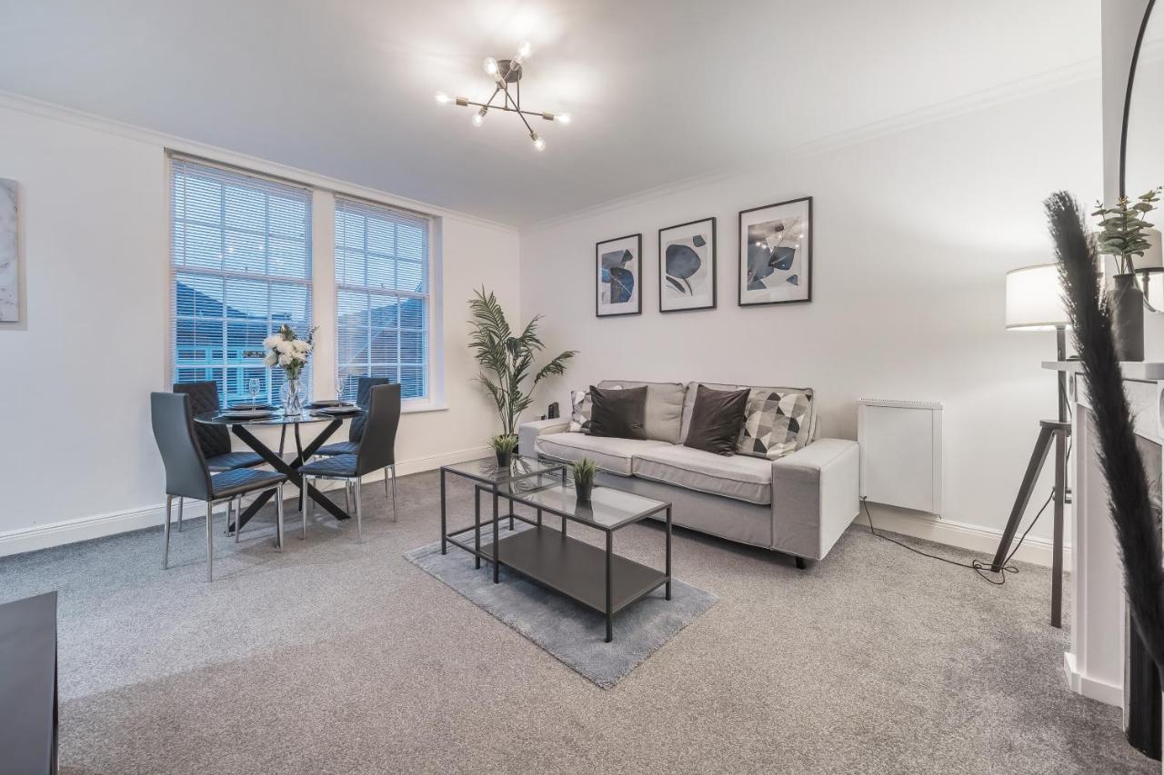 Modern, City Centre -2 Bedroom Apartments Reading Luaran gambar