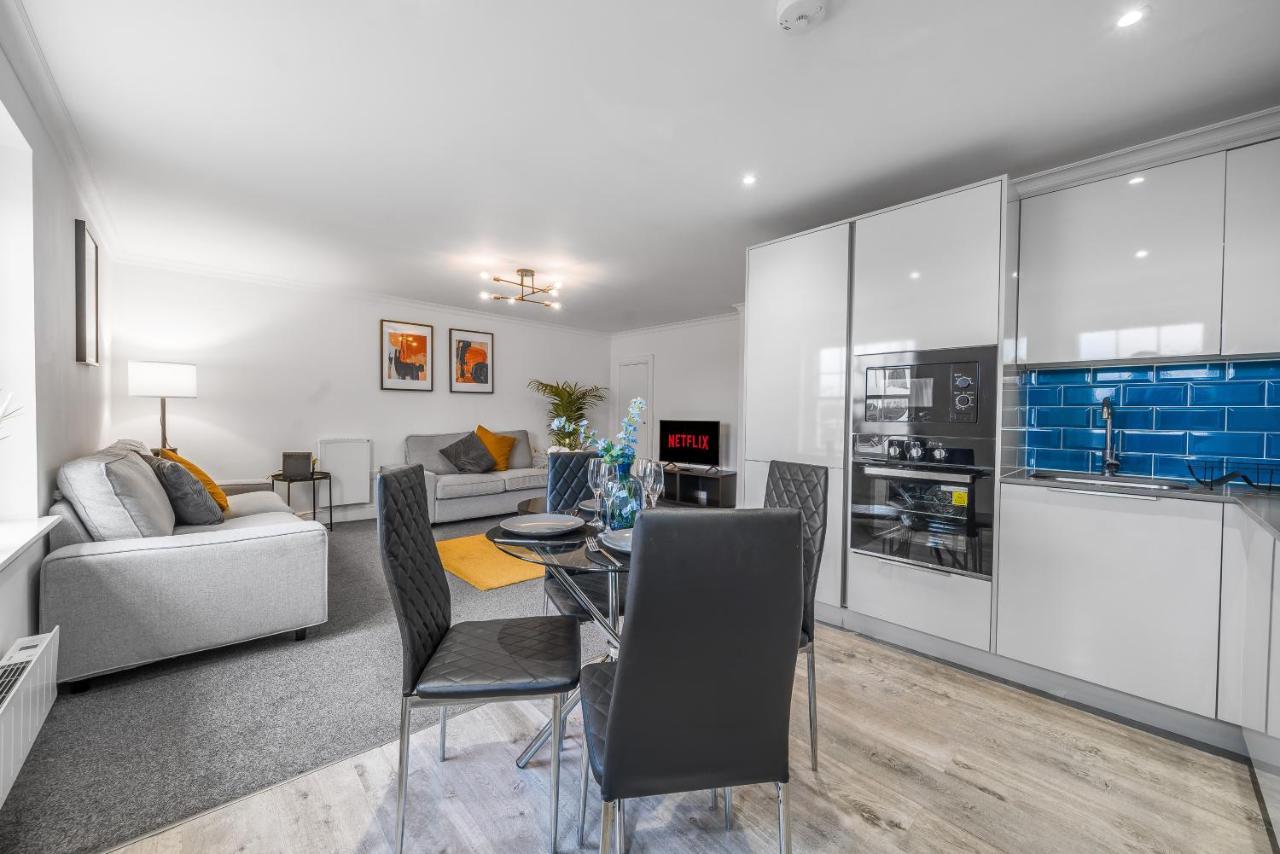 Modern, City Centre -2 Bedroom Apartments Reading Luaran gambar