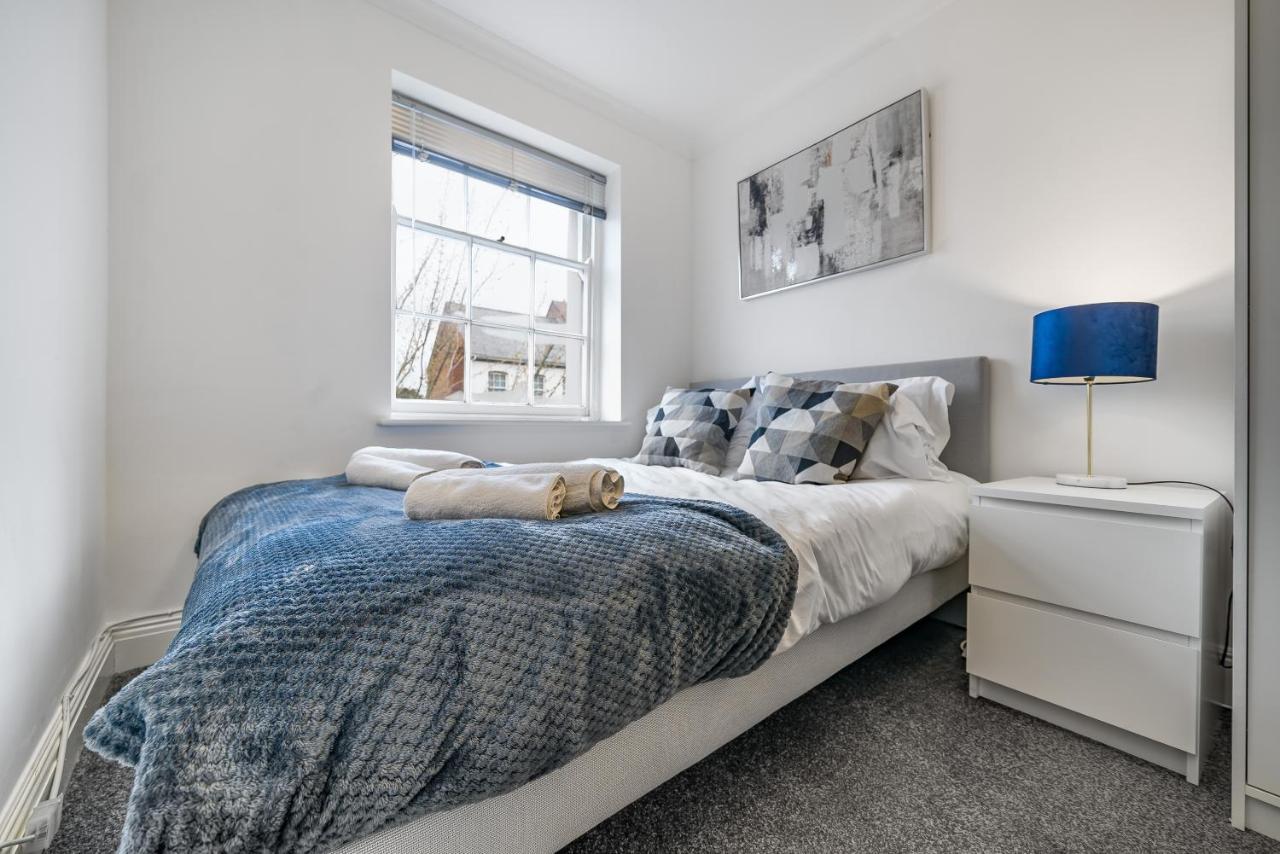 Modern, City Centre -2 Bedroom Apartments Reading Luaran gambar